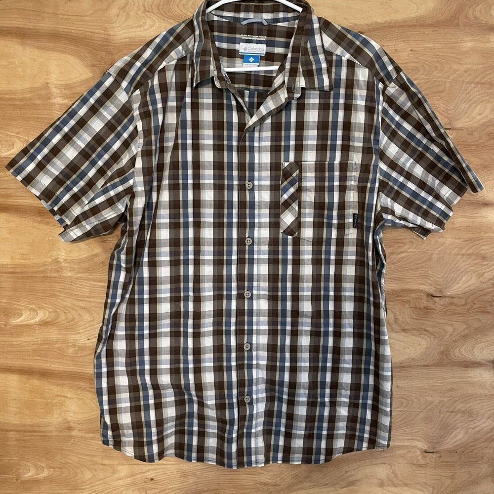 Columbia Men’s XL Button Front Shirt Short Sleeve Shirt Brown plaid omni wick